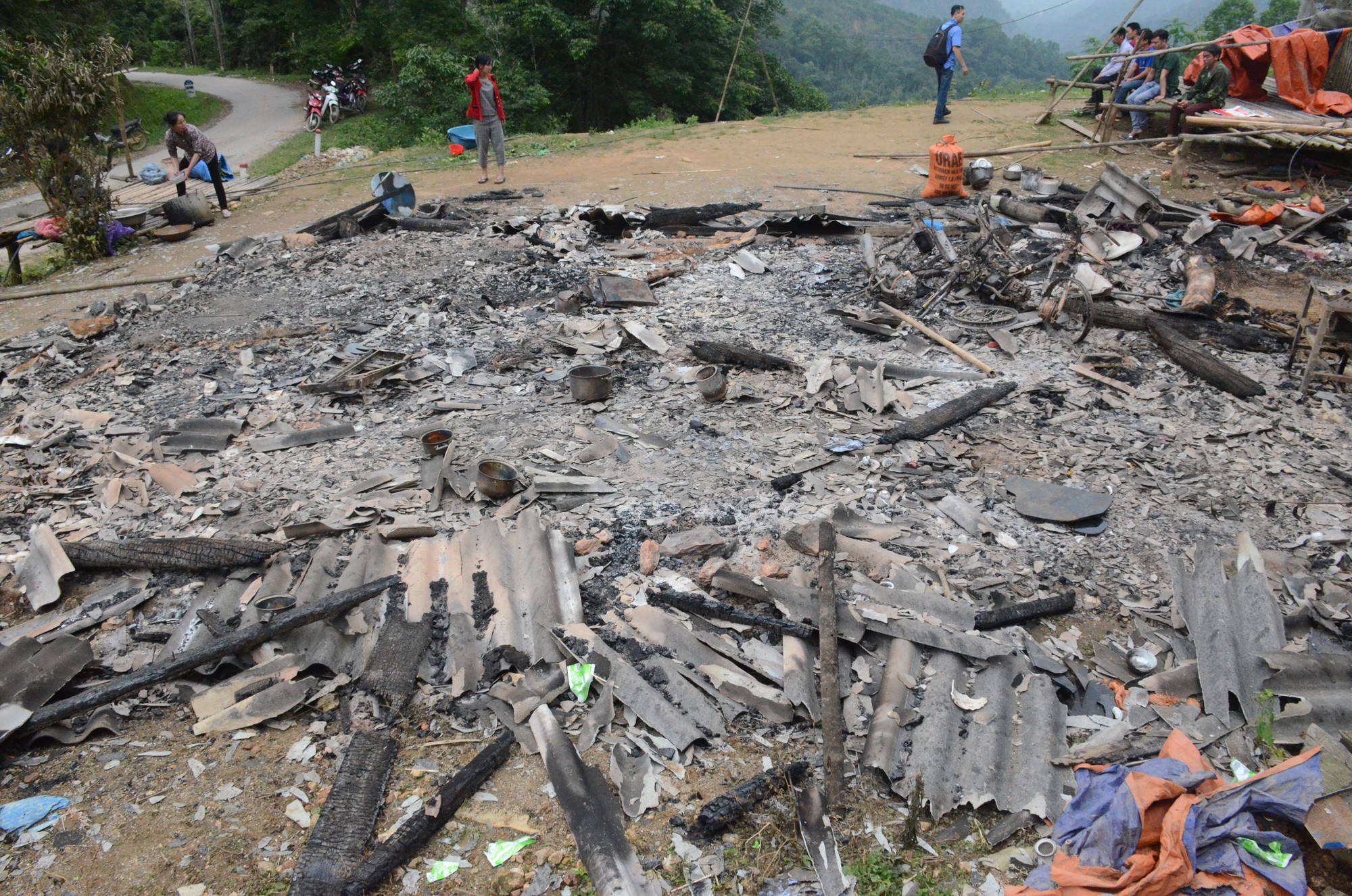 Ám ảnh hiện trường vụ nam thanh niên sát hại 4 người sau khi hiếp dâm bất thành ở Cao Bằng